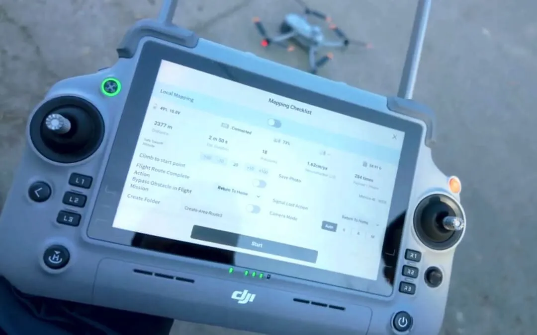 Dron DJI Matrice 4E wykorzystywany przez UnimapTech do pomiarów geodezyjnych z powietrza